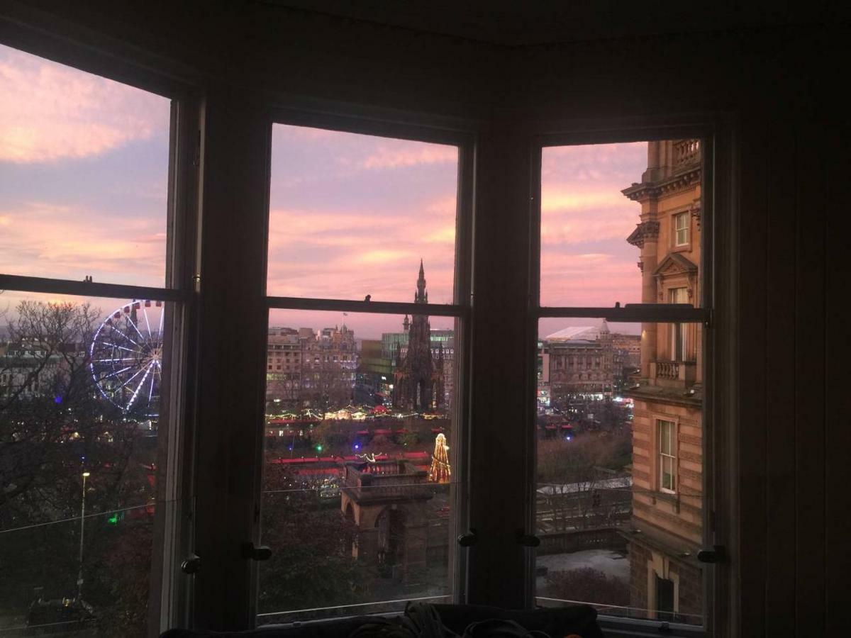 Modern Flat With Fantastic Views Apartment Edinburgh Exterior photo
