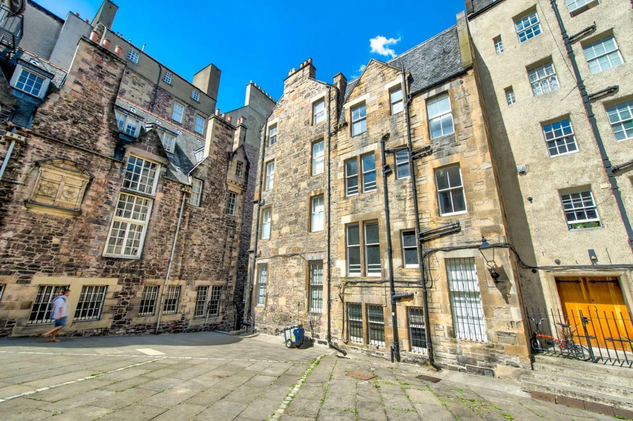 Modern Flat With Fantastic Views Apartment Edinburgh Exterior photo