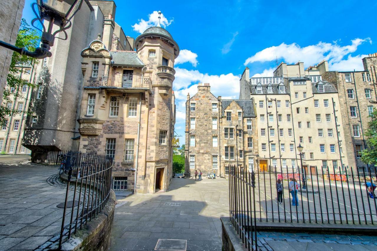 Modern Flat With Fantastic Views Apartment Edinburgh Exterior photo